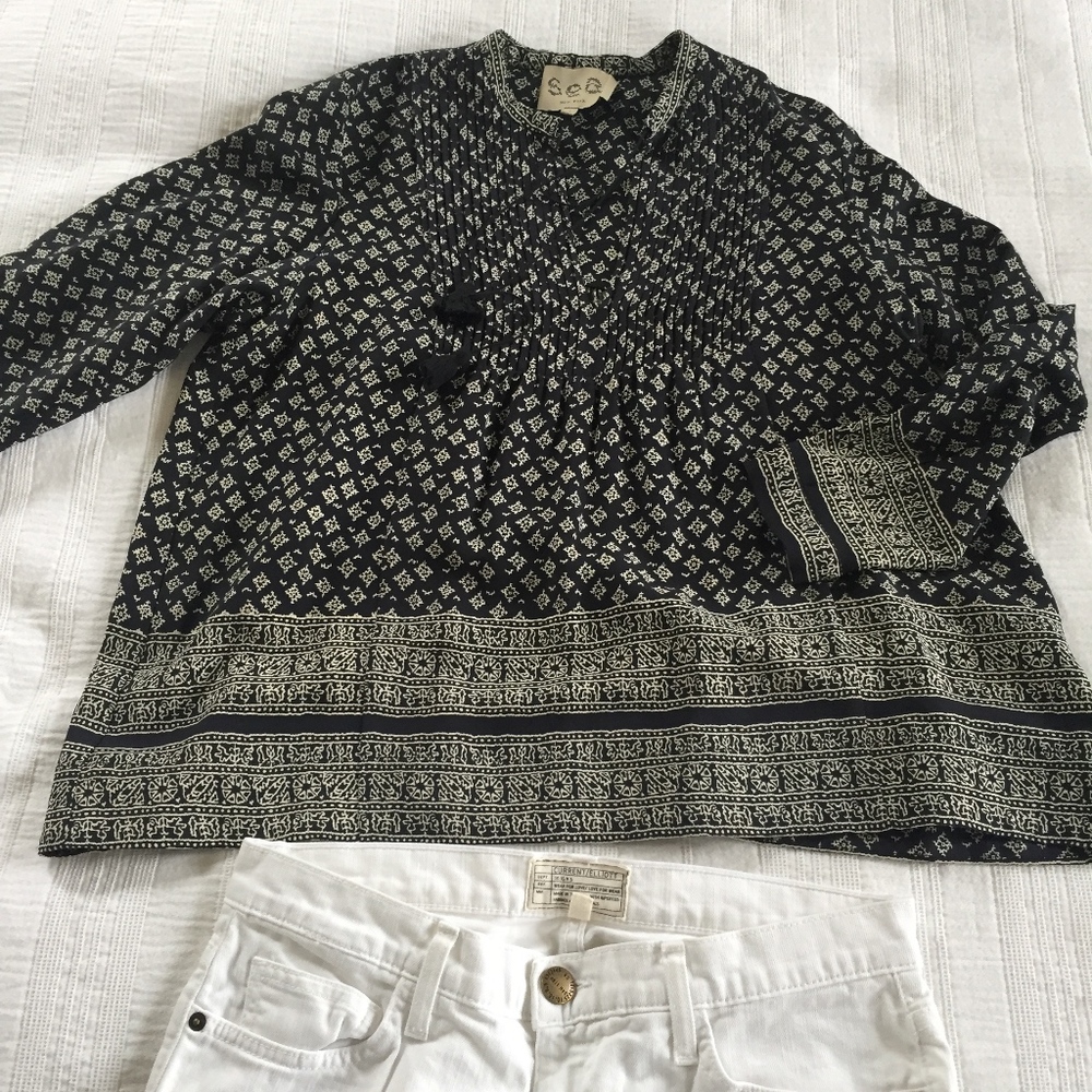 Boho Chic Silk blouse in Navy and white